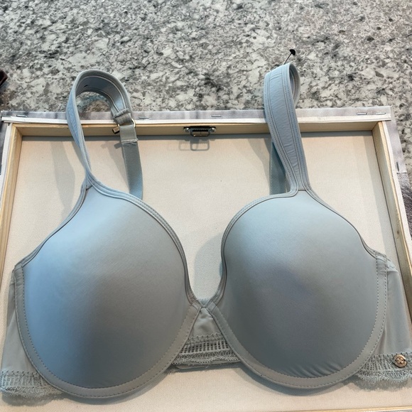 Lucky Brand Grey Women's size 38C padded Bra with adjustable straps outlined in - Picture 1 of 5